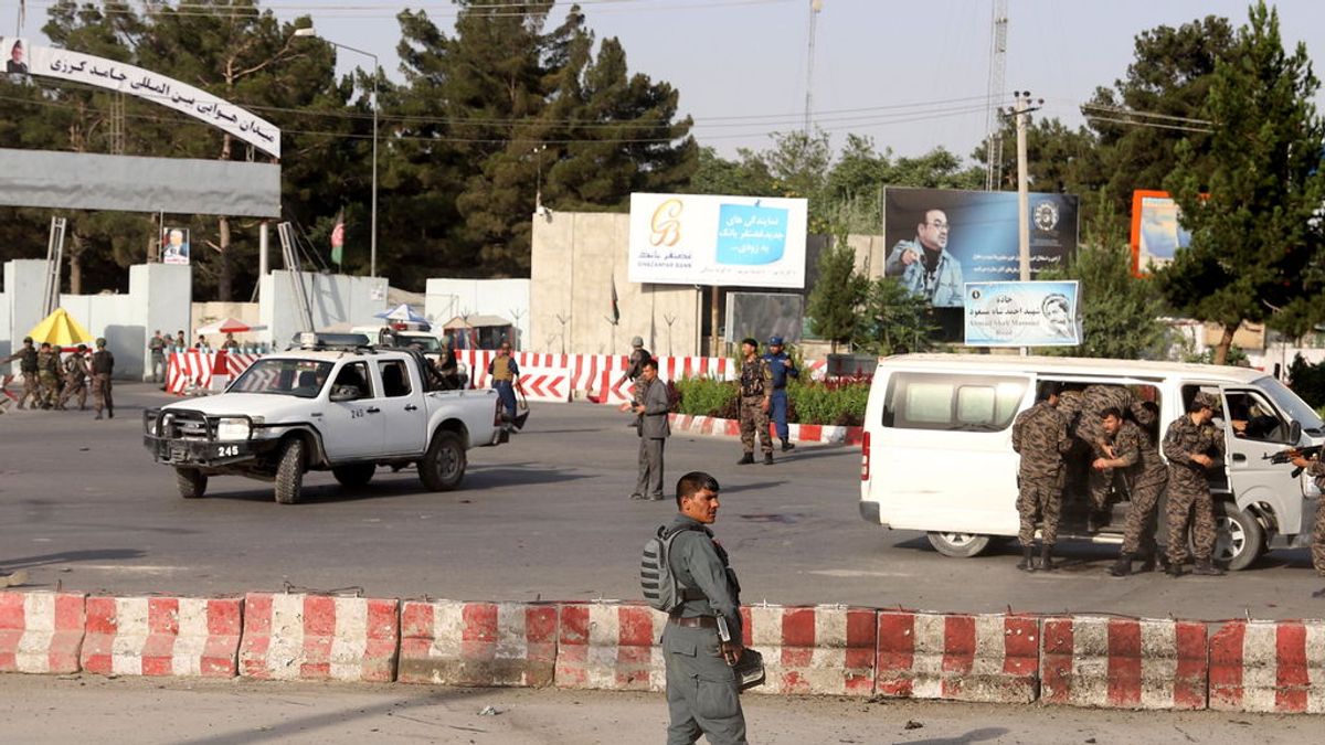 11 muertos y 14 heridos en un atentado de Kabul en la llegada del vicepresidente Dostum