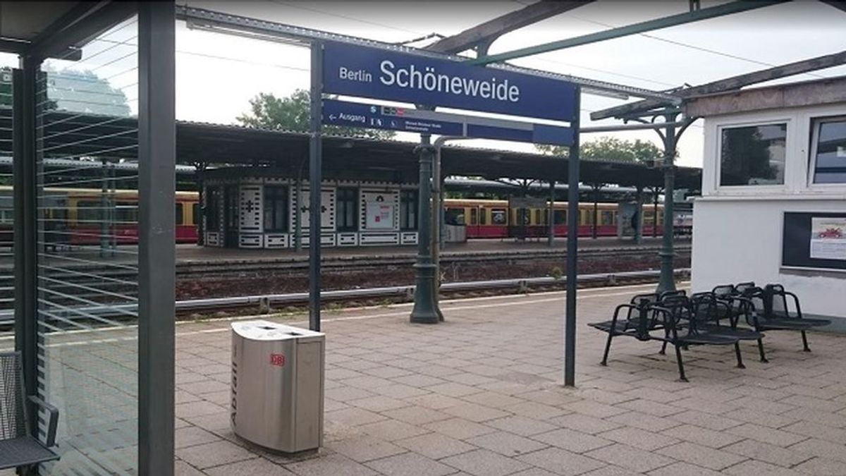 Estación de Schoeneweide en Berlín.