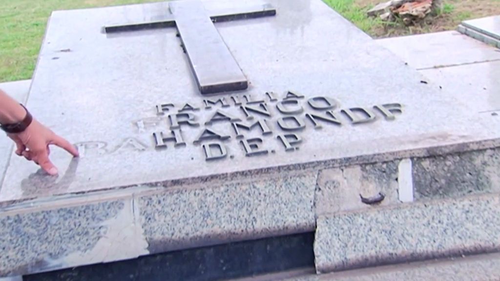 El alcalde de Ferrol no permitirá que los restos de Franco se entierren en el panteón familiar