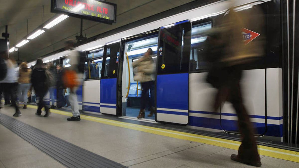 La bonita e intensa historia de un viaje cualquiera en el Metro de Madrid