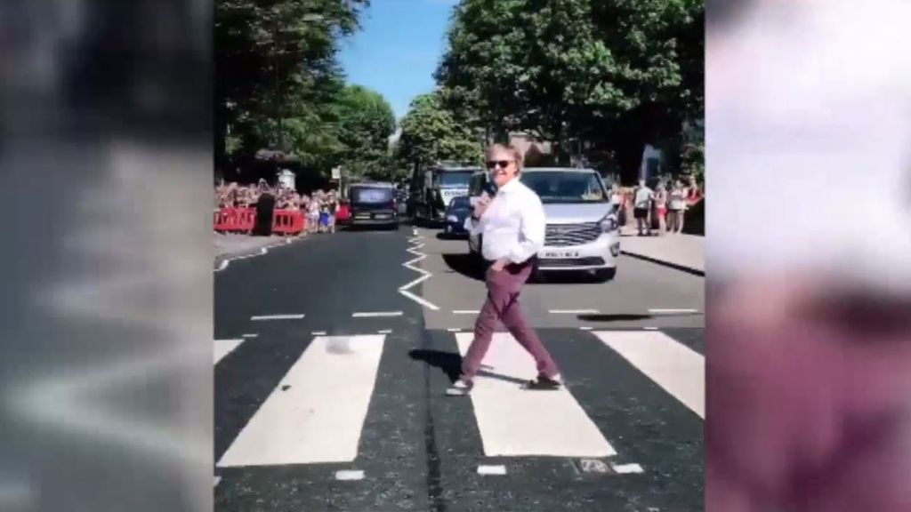 El paso de peatones de Abbey Road vuelve a hacerse viral gracias a McCartney