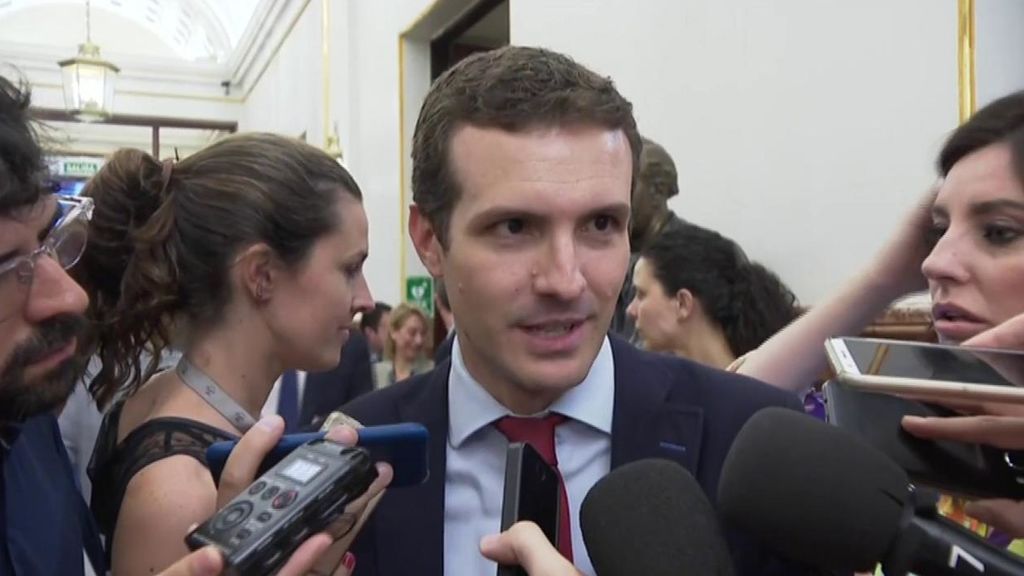 Los frentes abiertos de Pablo Casado: su máster, la caja B y la trama Púnica