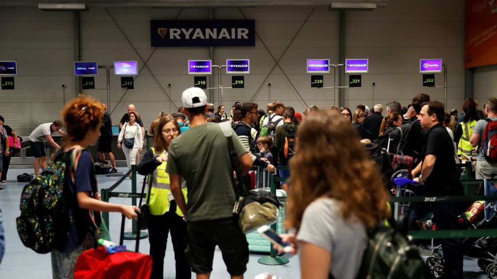 Ryanair ya no te permitirá viajar con el equipaje de mano gratuito