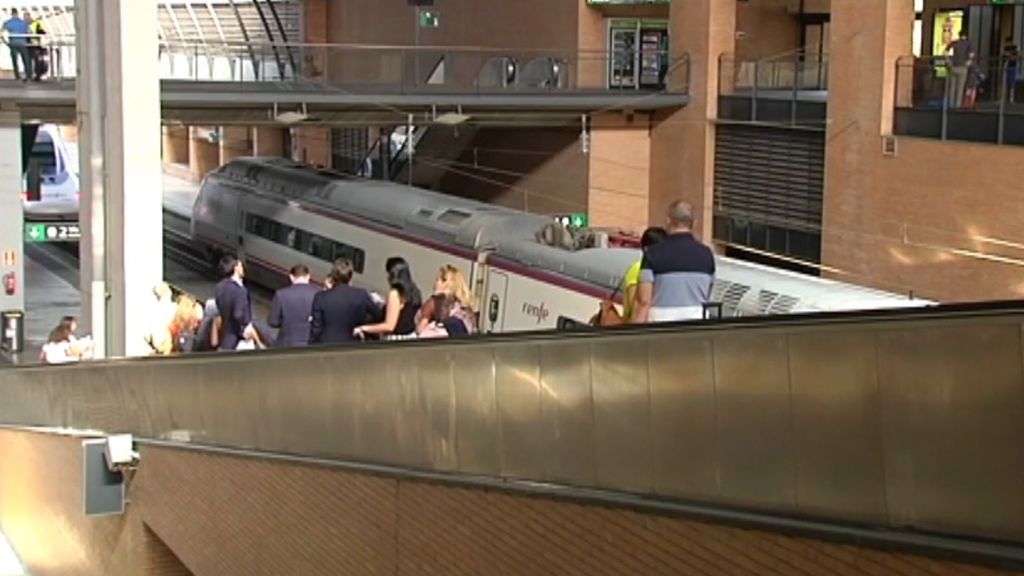 Huelga de trenes en plena operación salida de verano