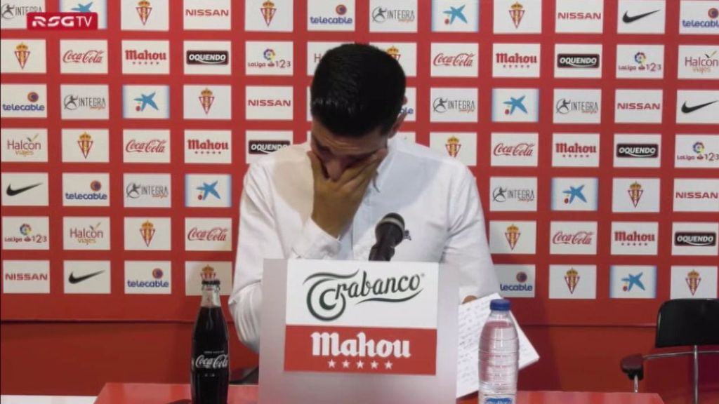 Difícil contener la emoción: así se despidió Sergio Álvarez del club de su vida, el Sporting de Gijón
