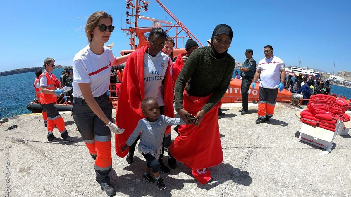 Rescatados más de 1.450 migrantes en costas españolas durante el fin de semana