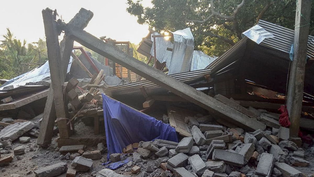Un terremoto de 6.4 sacude Indonesia dejando doce muertos