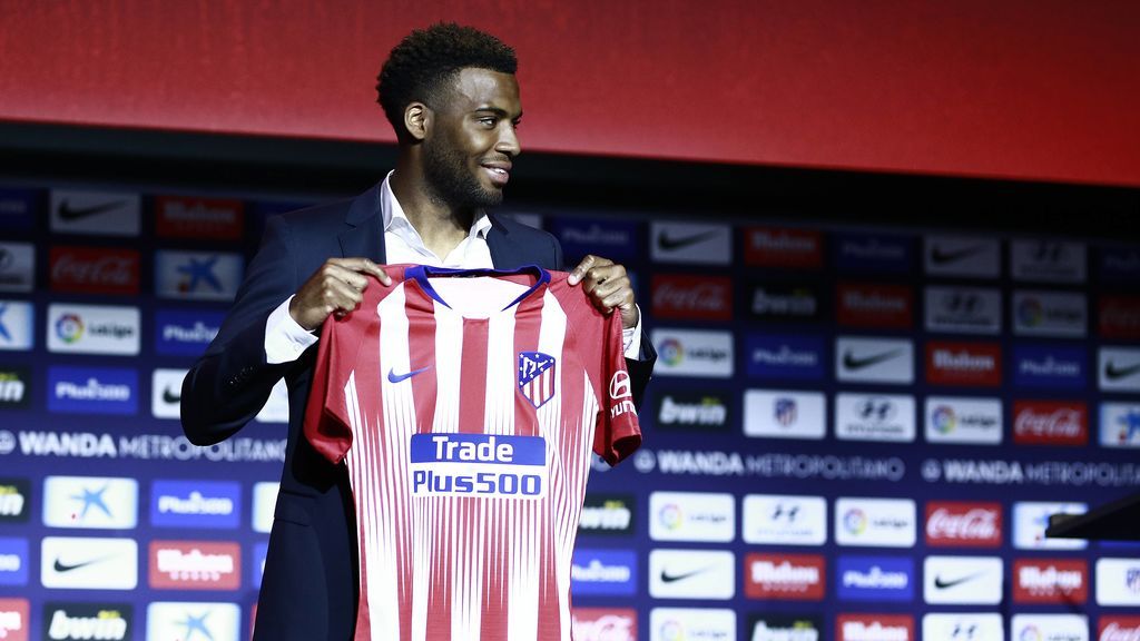 Lemar ya es oficialmente rojiblanco: "La Champions es uno de los objetivos"