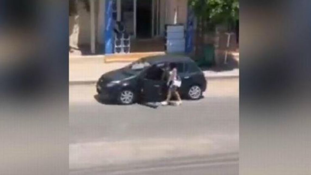 Le roban el bolso en Canarias al hacer el ‘In My Feelings Challenge’