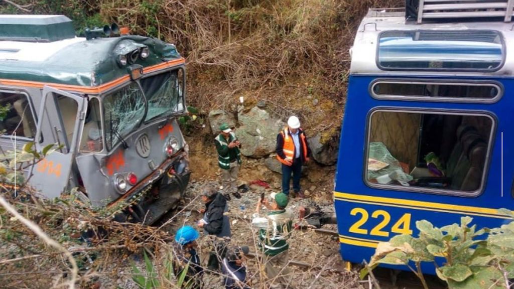 Choque de trenes en Perú deja una treintena de heridos, dos de ellos graves