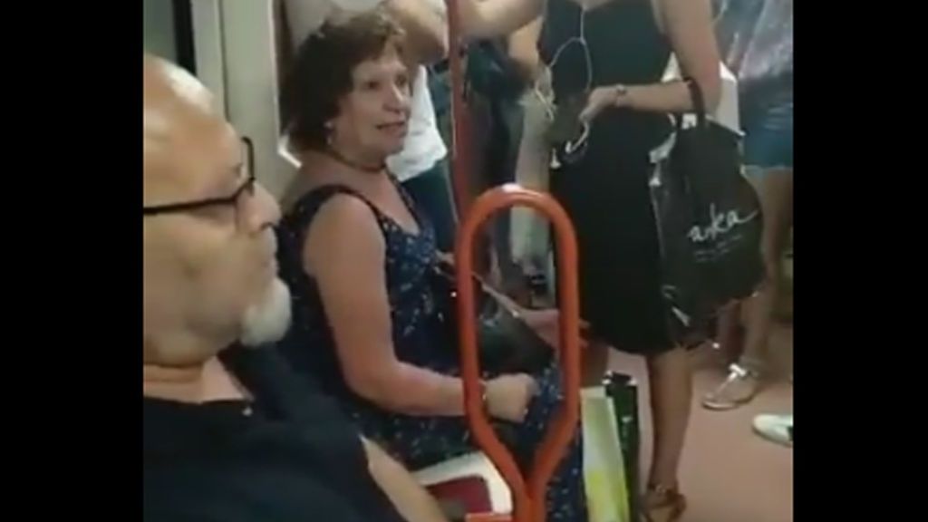 Agresión verbal racista a una menor en el metro de Madrid: "Aquí estamos los españoles"