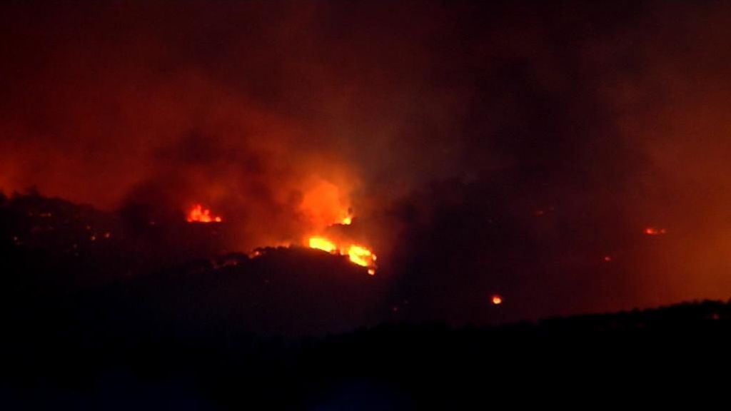 El incendio de Nerva, en Huelva, ya habría arrasado 500 hectáreas