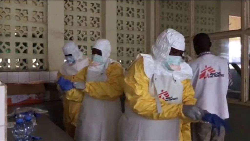 Un nuevo brote de ébola deja 20 muertos en el Congo