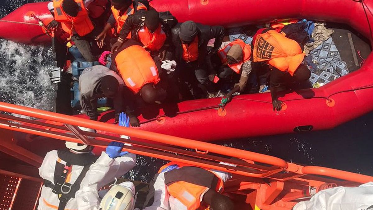 Rescatan a más de 600 migrantes en las costas españolas durante el fin de semana