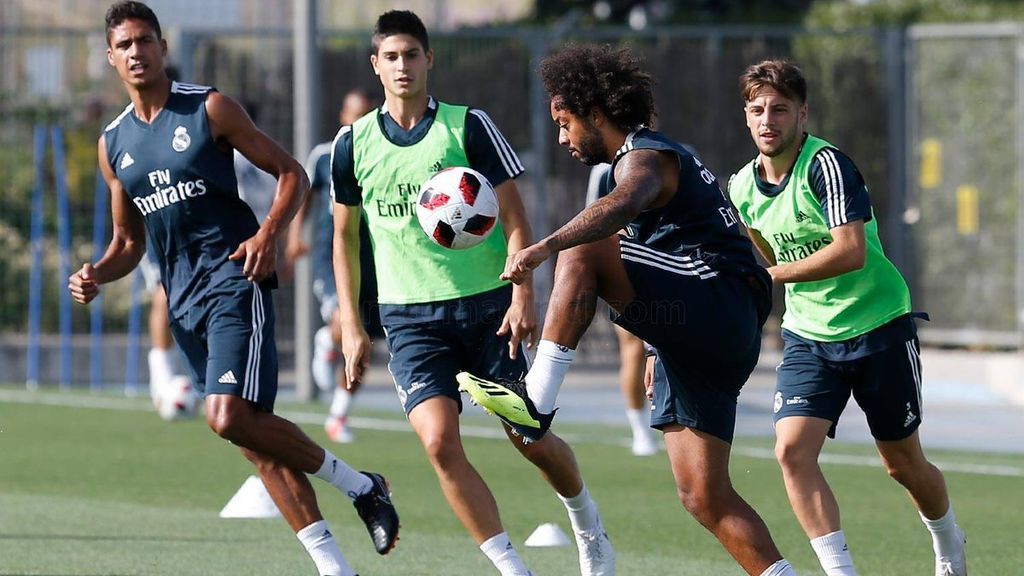 Courtois está a un paso del Real Madrid mientras que la incertidumbre por Modric aumenta