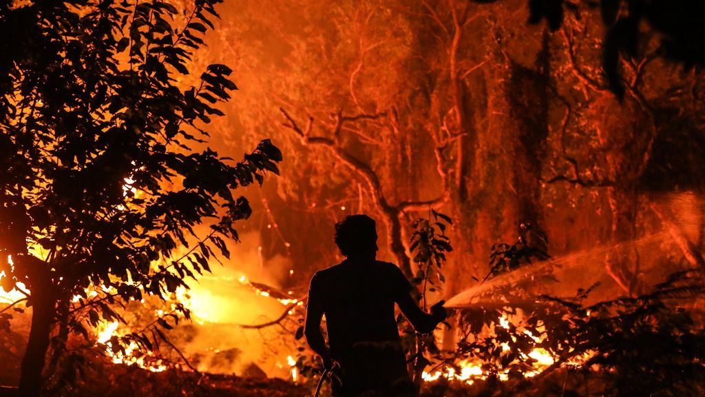Las llamas no dan tregua en Monchique, Portugal tras cuatro días de incendio