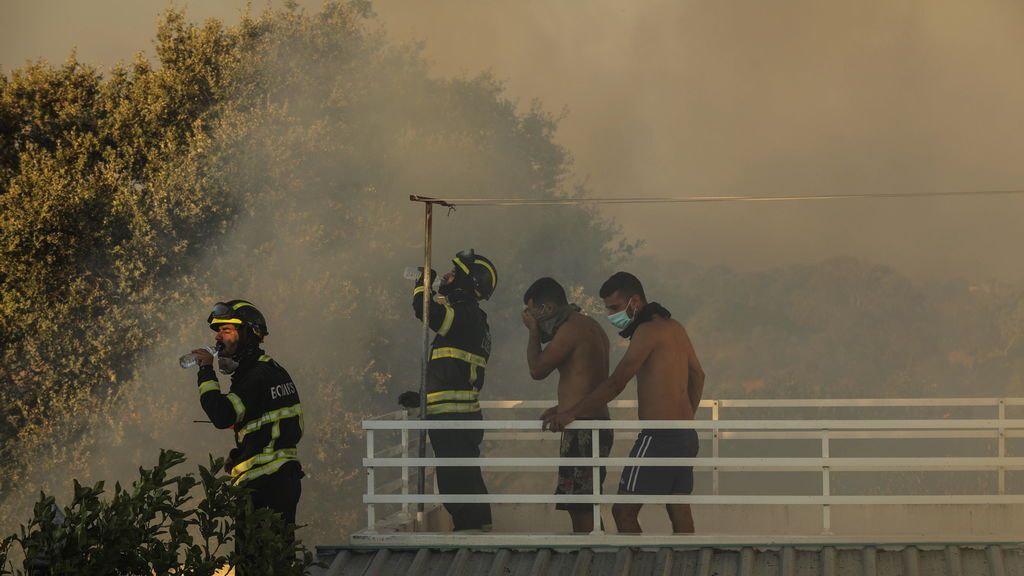 El incendio en Portugal se extiende del Algarve portugués  hacia la costa