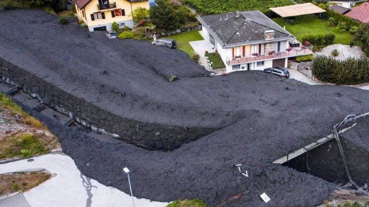 Lodo, ramas y escombros: una avalancha de fango deja impresionantes imágenes  en Suiza