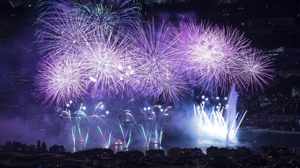 Final festivales con fuegos artificiales