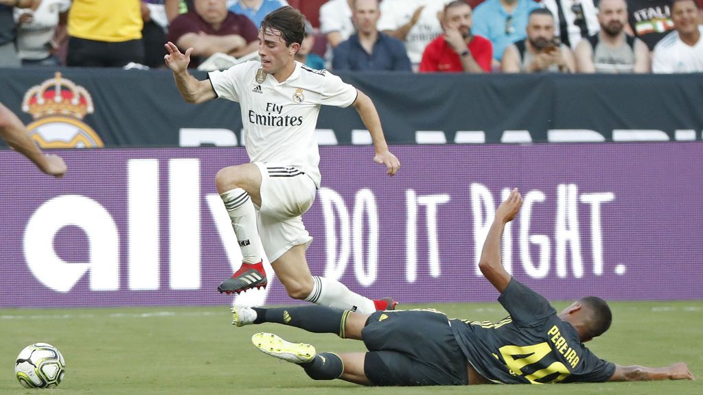Odriozola se perderá la Supercopa por una lesión en la pierna derecha