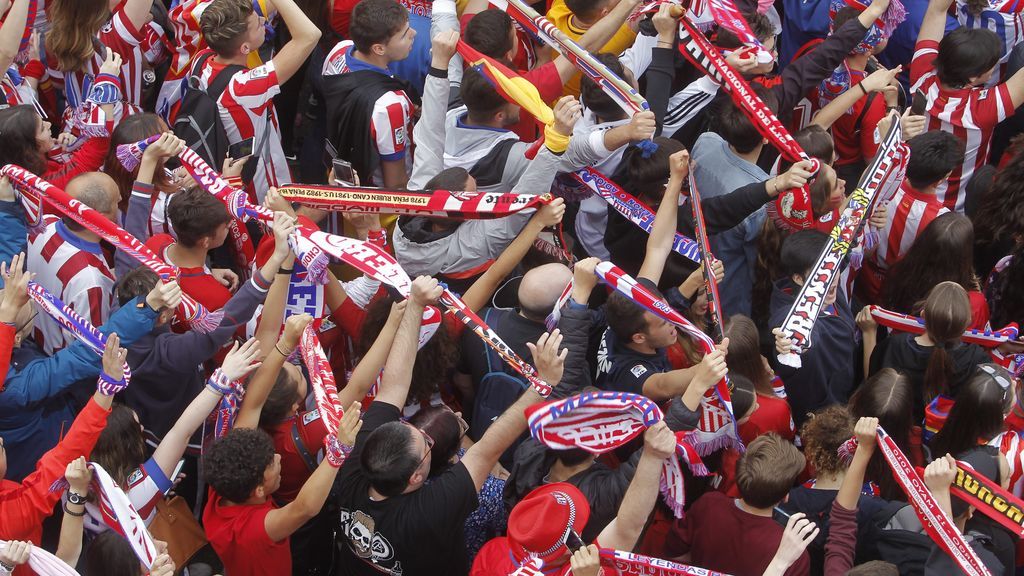 Los aficionados del Atlético celebraron la Supercopa en Neptuno