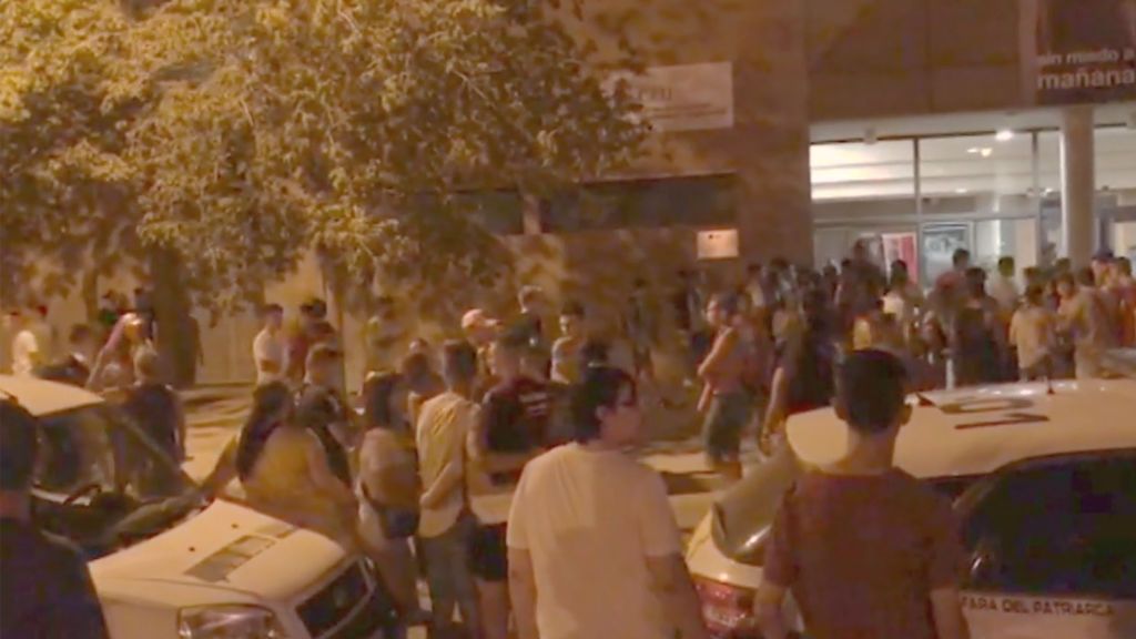 Detenido un joven por su participación en una pelea multitudinaria en Valencia