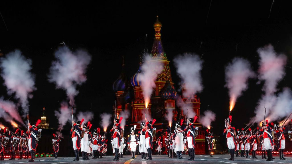 La música, protagonista del desfile de bandas militares en la Plaza Roja de Moscú