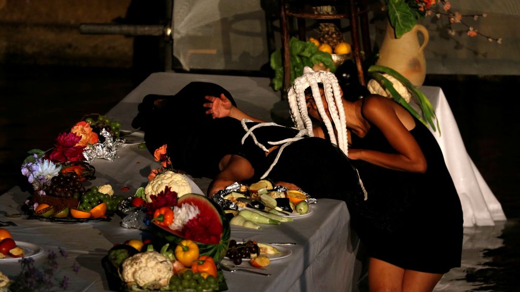 Una buena comida en escena