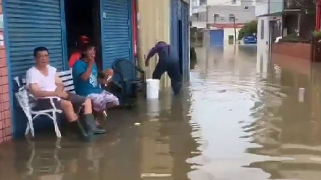 Las inundaciones en Taiwán dejan siete fallecidos y miles de desalojados