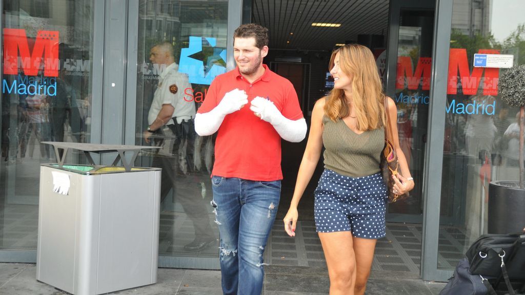 Manu Tenorio y Silvia Casas