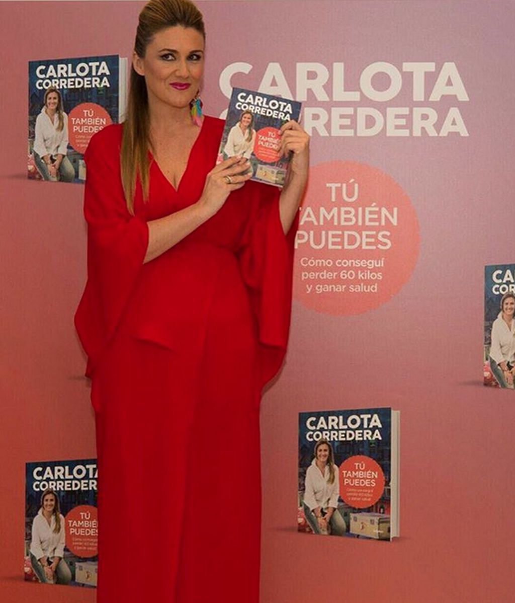 ¡Urgente! Carlota Corredora se encuentra en búsqueda del hombre que le envió un libro