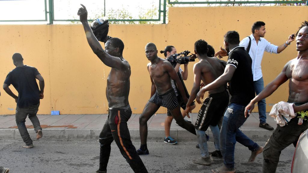A prisión los dos cabecillas del violento salto a la valla de Ceuta