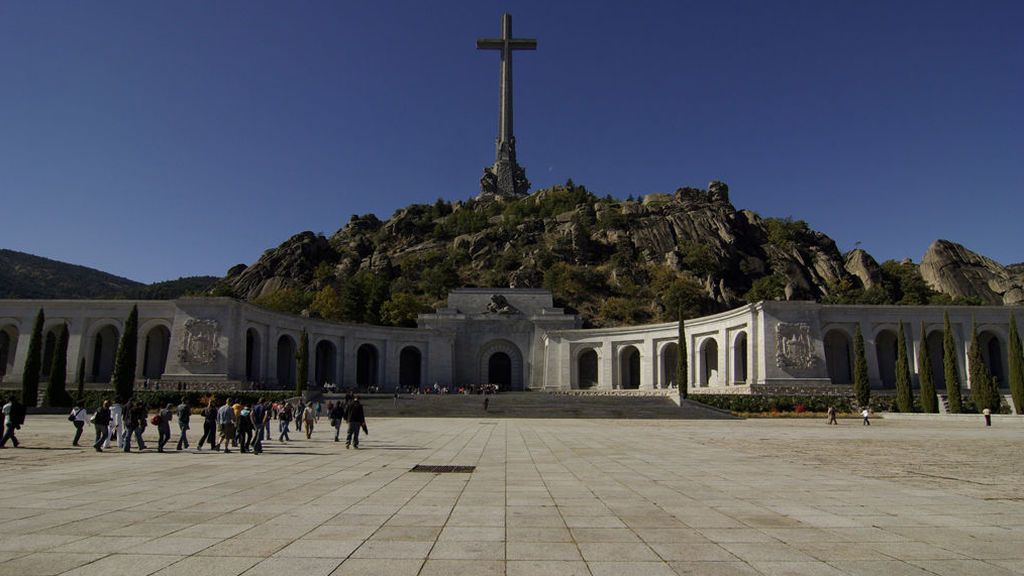 Comienza la cuenta atrás para sacar a Franco del Valle de los Caídos