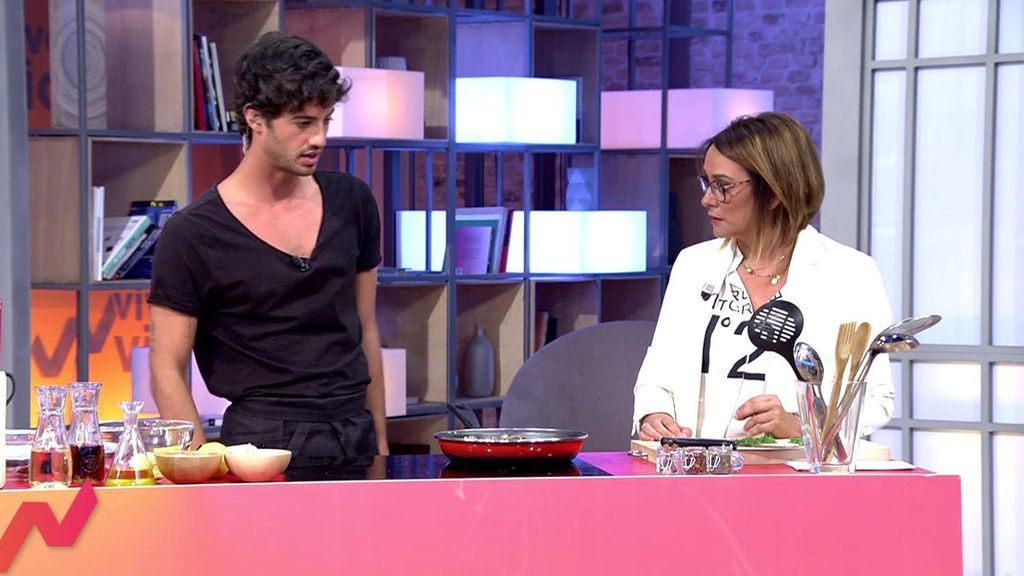 Jorge Brazález se estrena en 'Viva la vida' con un platazo: almejas de 'graná'
