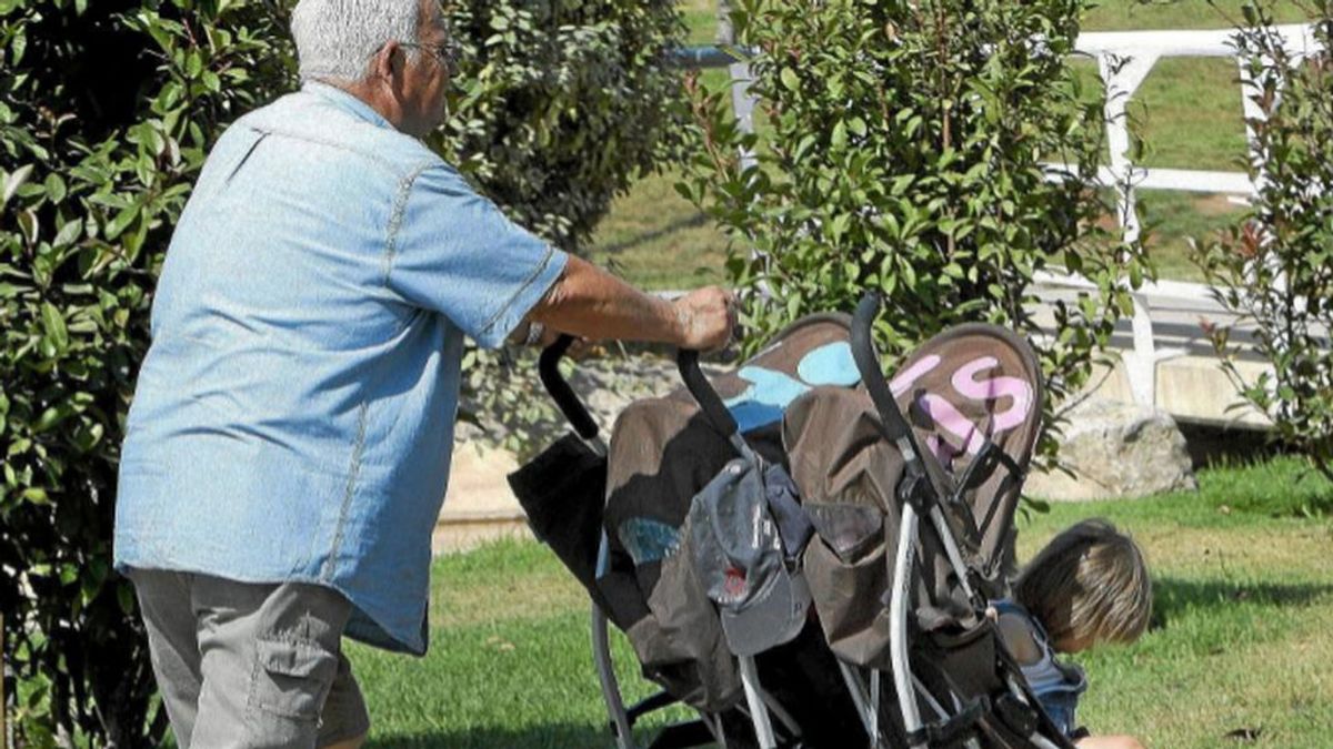 En España concilian los abuelos, ¿es bueno para tus hijos?