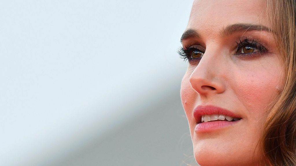 Venecia se viste de gala y Natalie Portman deslumbra