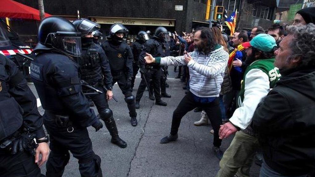 Interior envía 600 agentes a Cataluña para reforzar el “otoño caliente”