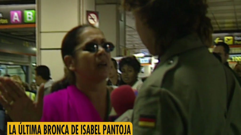 El lado más 'malote' de Isabel Pantoja: sus enfrentamientos más sonados con la prensa