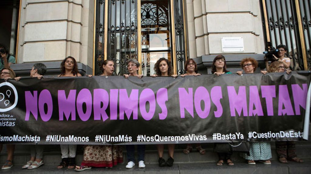 Un hombre mata presuntamente a su madre y su mujer en Zaragoza y se quita la vida después