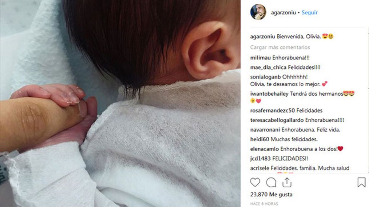Alberto Garzón da la bienvenida a su pequeña en las redes sociales