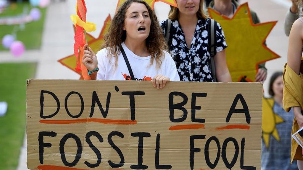 Marcha estudiantil en Sidney contra los combustibles fósiles