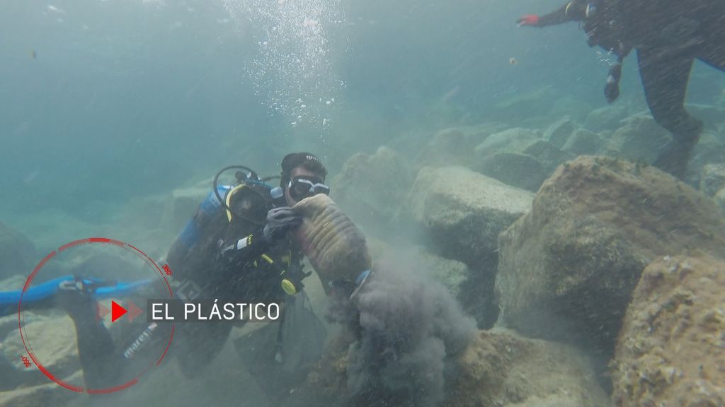 La España 'plastificada', 'En el punto de mira'.