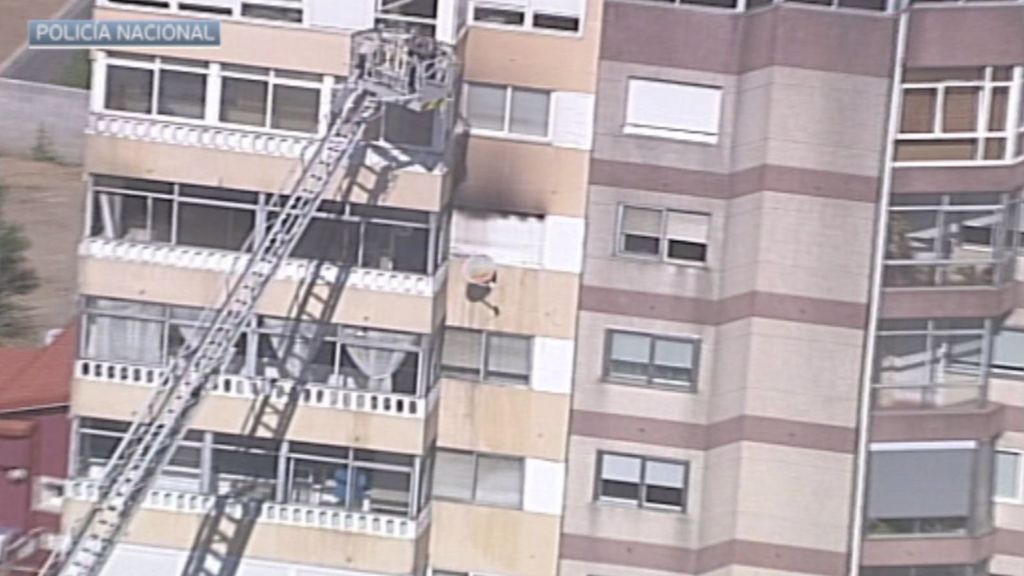 El incendio de una vivienda en el séptimo piso de un edificio de Vigo acaba con un muerto
