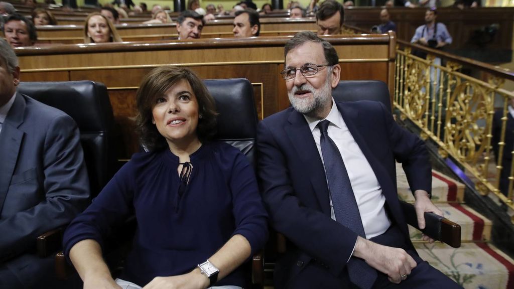 Sáenz de Santamaría abandona la política y el PP de Rajoy desaparece del mapa