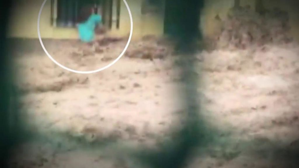 El vídeo de la mujer a punto de ser arrastrada por el agua en Cebolla: "Pensé que era el final"