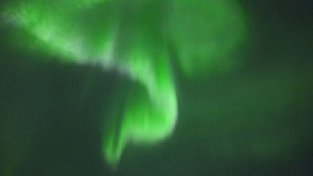 El cielo de Finlandia se tiñe de verde por una impresionante aurora boreal