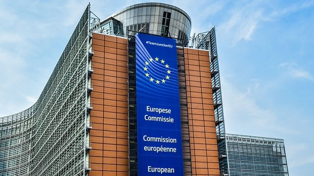 La CE prepara un ejército de 10.000 soldados para defender la Unión Europea en 2020 La CE prepara un ejército de 10.000 soldados para defender la Unión Europea en 2020