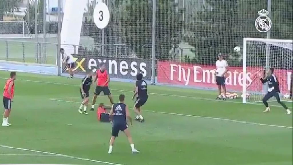Vinicius sigue haciendo de las suyas: su último golazo