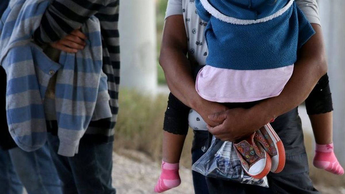 Más de 200 niños separados en la frontera no podrán reunirse con sus padres