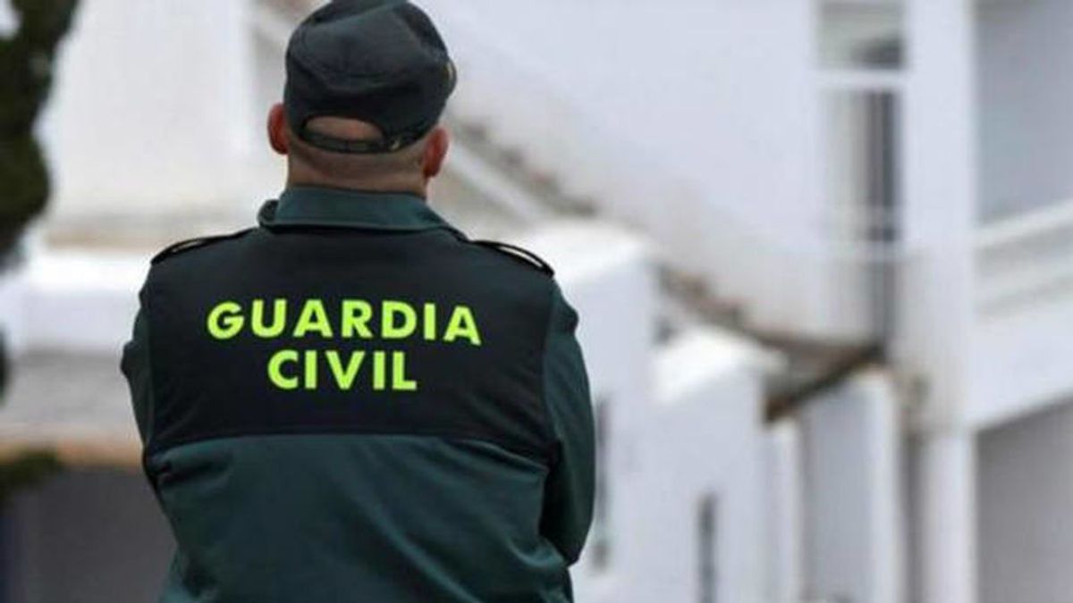 Detenidos dos hombres de 23 y 62 años por abusos sexuales a diez menores en Buñol